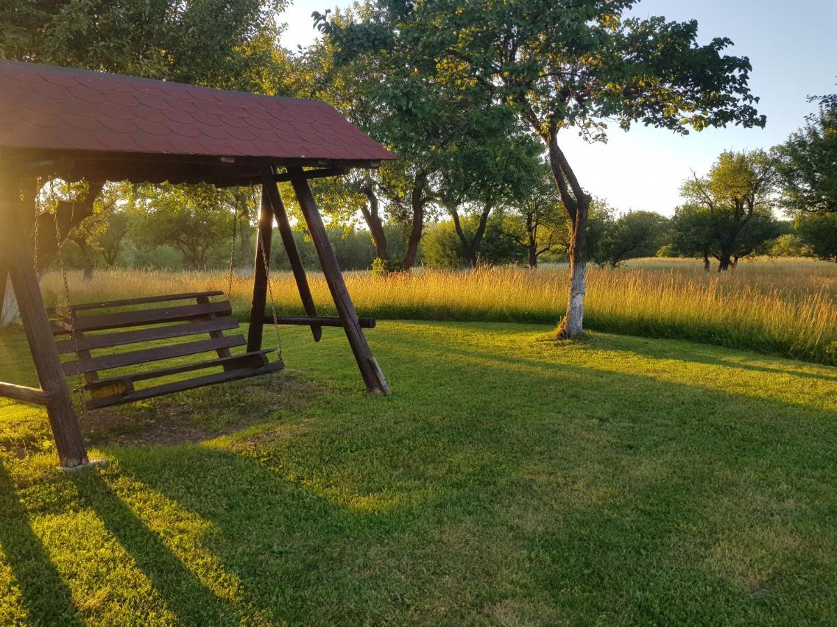 Pensiunea Din Livada Bran  Extérieur photo